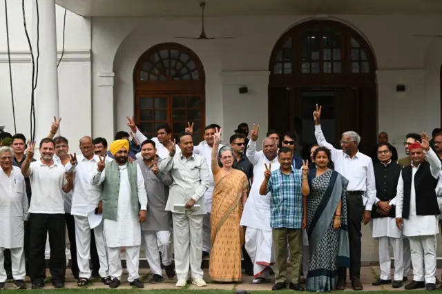 धनखड यांच्या राजीनाम्यानंतर विरोधी पक्षाकडून जी वक्तव्ये आली आहेत, त्यावरुन असं वाटलं की, ते राजीनामा देणार आहेत, याचा विरोधकांनाही अंदाज नव्हता.