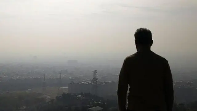 هواشناسی تهران اعلام کرده که «به دلیل مهار نشدن منابع آلاینده، نیروهای امدادی در حالت آمادهباش کامل هستند