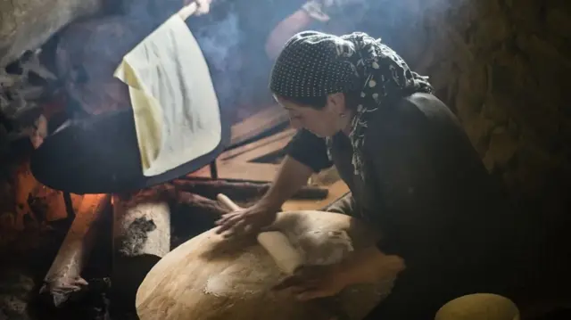 Hayaki daga yin girki ko soya abu na iya kara hadarin kamuwa da cutar huhu ciki har da kansar huhu.