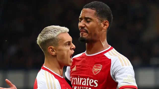 Tirosaard fi Saliibaa