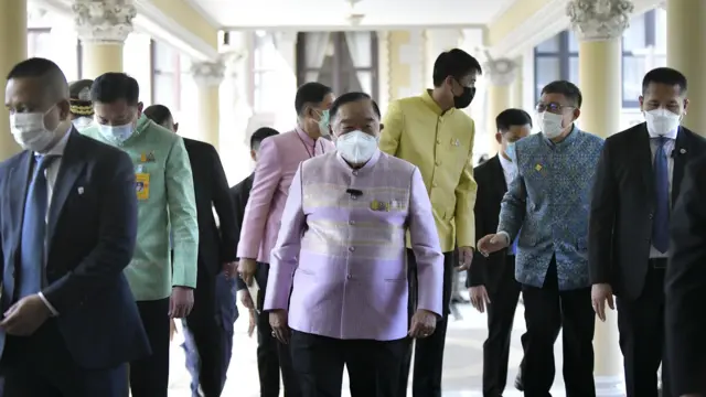 ลุงป้อม