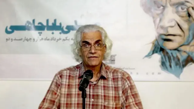 علی بابا چاهی در مراسم سخنرانی