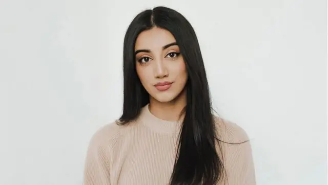 Tam Kaur yagiye abona imirimo yo kumurika imideli kuva yakwiyemeza ko ari umukobwa w'amahirwe 