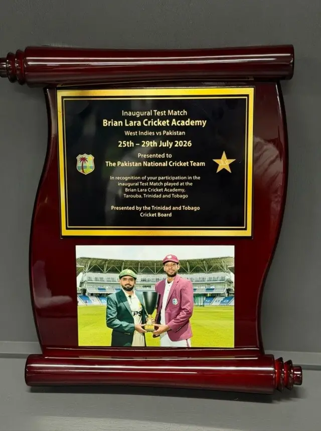 Pakistan Cricket Team receives a commemorative plaque to mark the inaugural Test Match at Brian Lara Cricket Academy in Tarouba
