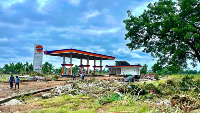 ఖమ్మం జిల్లా పాలేరులో వరద బీభత్సం