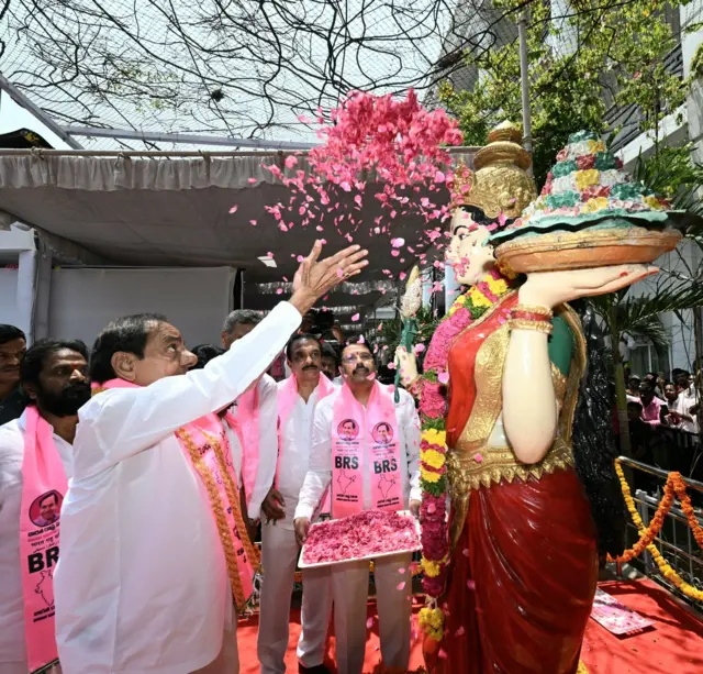 కేసీఆర్