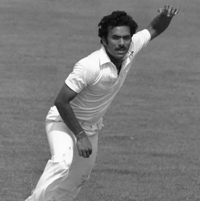 मदन लाल की गेंद पर विवियर रिचर्ड्स आउट हुए थे.