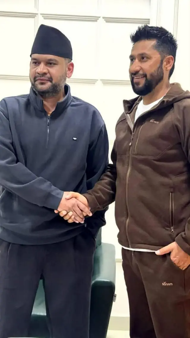 बालेन र रवि