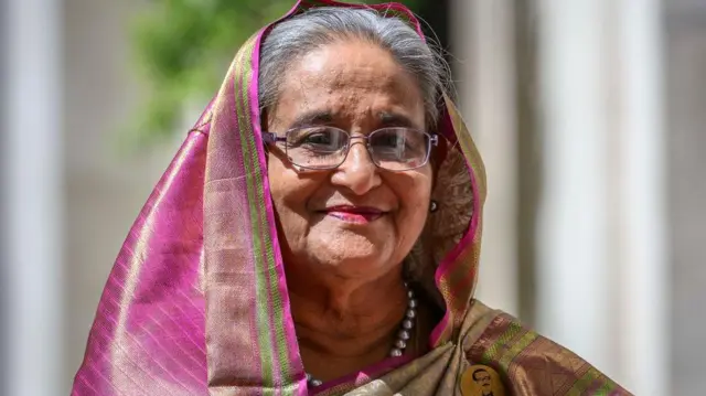 बांग्लादेश की पूर्व प्रधानमंत्री शेख़ हसीना 