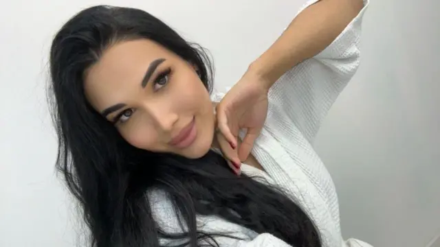 કમિલાએ સેક્સ ચેન્જ સર્જરી માટે ઉઝબેકિસ્તાન છોડવું પડ્યું હતું