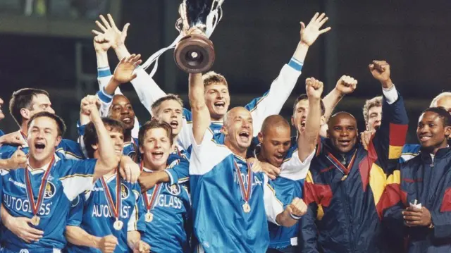 Gianluca Vialli muri Chelsea