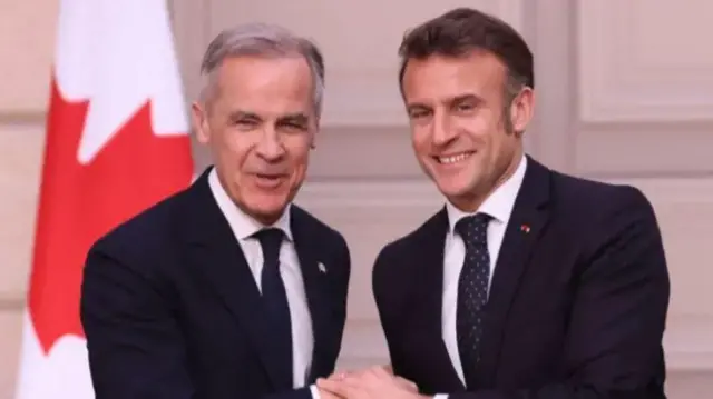 Макрон і Карні 