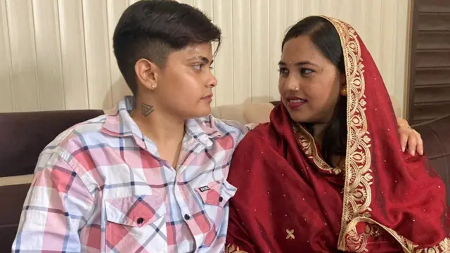 ਡਿੰਪਲ ਤੇ ਮਨੀਸ਼ਾ