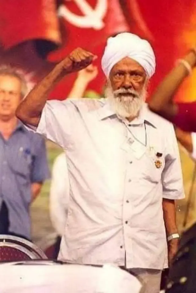 अनेक राजकीय तज्ज्ञ हरकिशनसिंग सुरजीत यांना भारतीय राजकारणाचे 'चाणक्य' मानतात. 