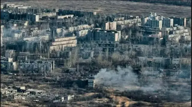 Avdiivka - canke tuti ibisigarira vyayo - yigaruriwe n'Uburusiya 