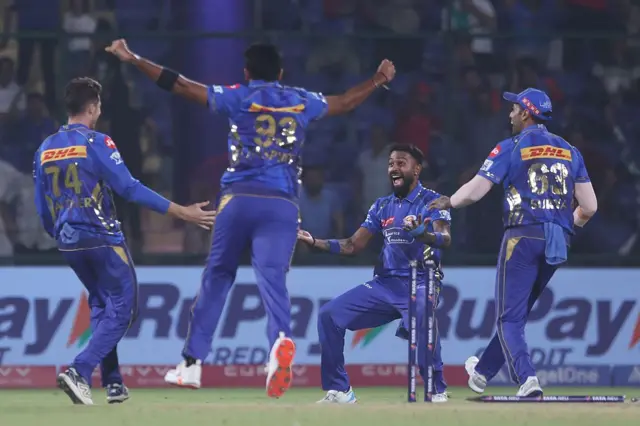 MI vs DC, ஹாட்ரிக் ரன்அவுட், கருண் நாயர்