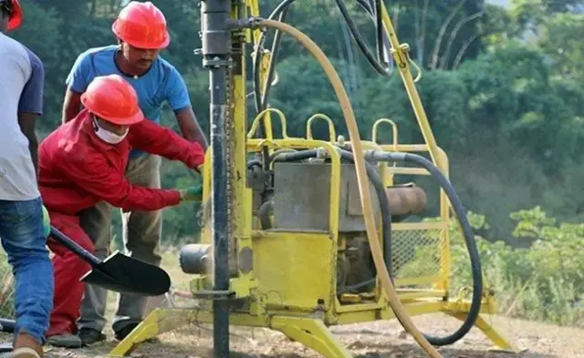 दैलेखको जलजलेमा भइरहेको पेट्रोलियम अन्वेषण कार्य