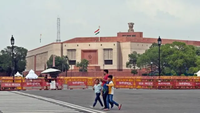 રાષ્ટ્રપતિ શાસન, સંસદીય લોકશાહી, બીબીસી, ગુજરાતી