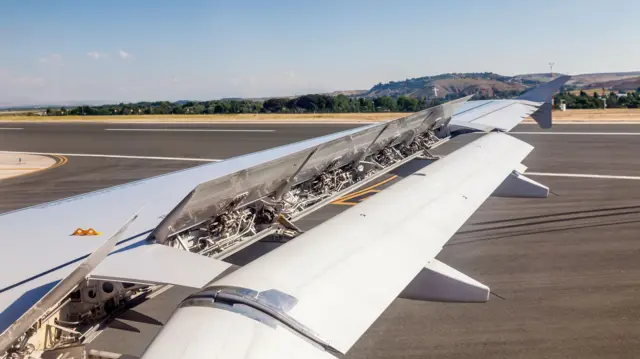 విమాన ప్రమాదం