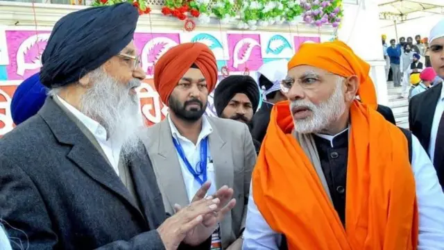 ਪ੍ਰਕਾਸ਼ ਸਿੰਘ ਬਾਦਲ ਅਤੇ ਨਰਿੰਦਰ ਮੋਦੀ