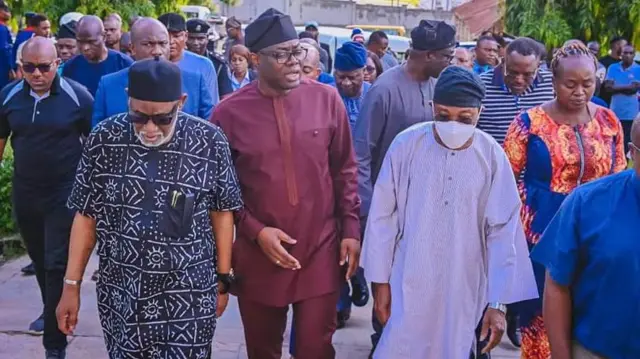 Aworan Gomina Seyi Makinde ati Minisita Rauf Aregbesola lasiko abẹwo si ipinlẹ Ondo