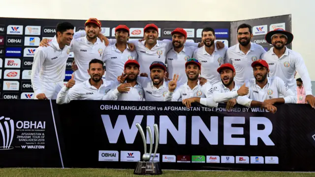 کریکټ