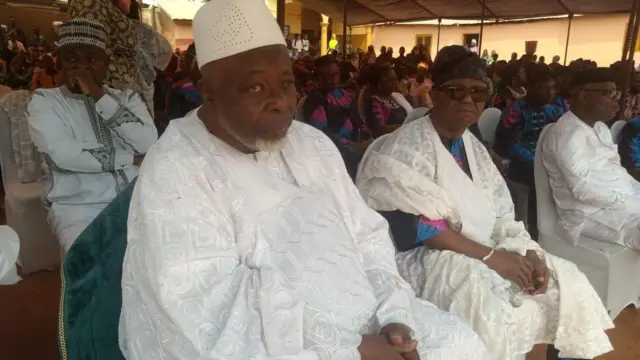 Aworan awọn alejo nibi ikẹkọọgboye nile keu