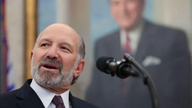 মার্কিন বাণিজ্যমন্ত্রী হাওয়ার্ড লাটনিক 