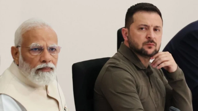 જાપાનમાં મે 2023માં યોજાયેલા જી-7 સંમેલન દરમિયાન મોદી અને ઝેલેન્સ્કી
