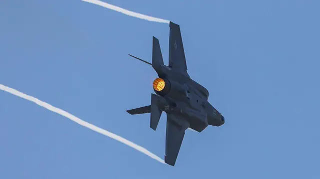 طائرة مقاتلة من طراز F-35
