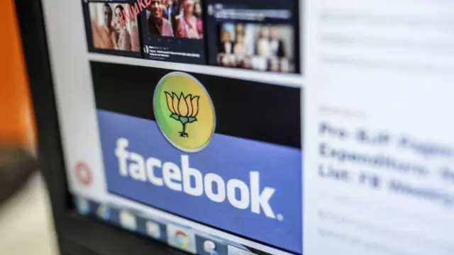 ਸ਼ੋਸ਼ਲ ਮੀਡੀਆ