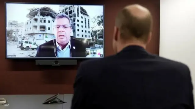 شاهزاده ویلیام از طریق ارتباط ویویویی با کارکنان صلیب سرخ بریتانیا در غزه صحبت کرد