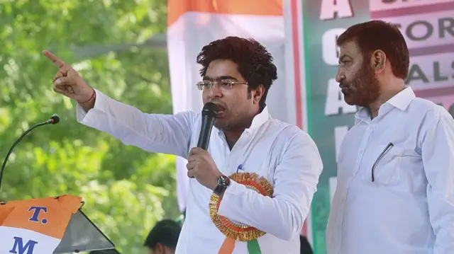অভিষেক ব্যানার্জী, ২০১৪তে দিল্লির এক জনসভায়। প্রথমবার এমপি হওয়ার মাত্র তিন-চারমাস পর