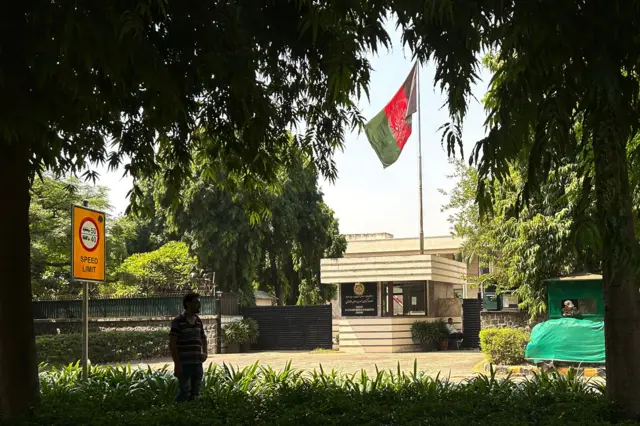 দিল্লিতে আফগানিস্তানের দূতাবাস ভবন, এখন যেটি বন্ধ রয়েছে