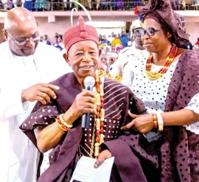 Oba James Aladesuru II 