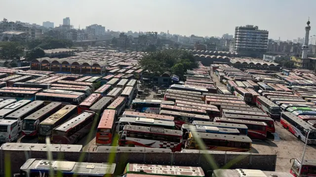 বাস টার্মিনাল