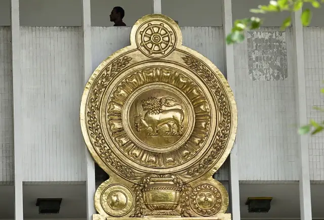 පොලිස්පතිවරයා, අපරාධ පරීක්ෂණ දෙපාර්තමේන්තුව භාර නියෝජ්‍ය පොලිස්පතිවරයා, ත්‍රස්ත විමර්ශන කාර්යාංශයේ අධ්‍යක්ෂවරයා, එහි ස්ථානාධිපතිවරයා, ශ්‍රී ලංකා නීතිඥ සංගමයේ සභාපතිවරයා, නීතිපතිවරයා ඇතුළු පිරිසකට මැයි මස 10 වැනිදා අධිකරණය හමුවේ කරුණු දක්වන්නැයි දන්වා අභියාචනාධිකරණය නොතීසි නිකුත් කරයි.