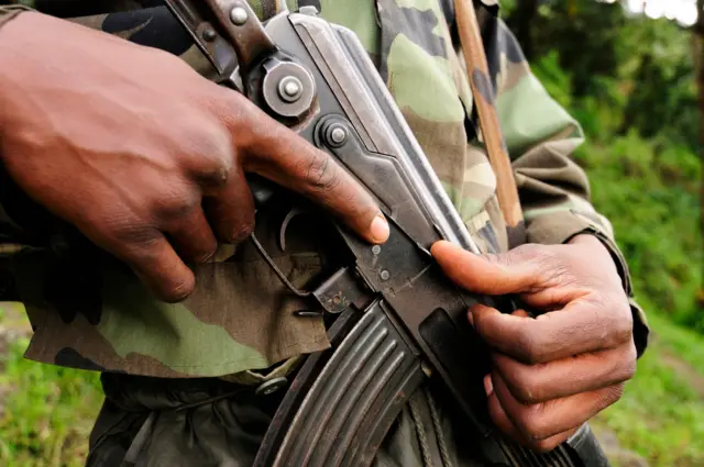 Imitwe yishize hamwe mu mugwi Wazalengo muri DRC ikomeje gutana mu mitwe