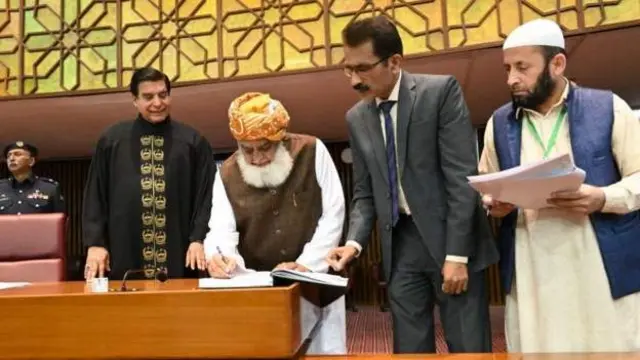 بمولانا فضل الرحمان وايي، په نوې ملي اسمبلۍ کې به د اپوزېسیون برخه وي.