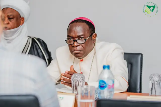 Aworan Biṣọbu Kukkah ati Sultan Abubakar ti Sokoto