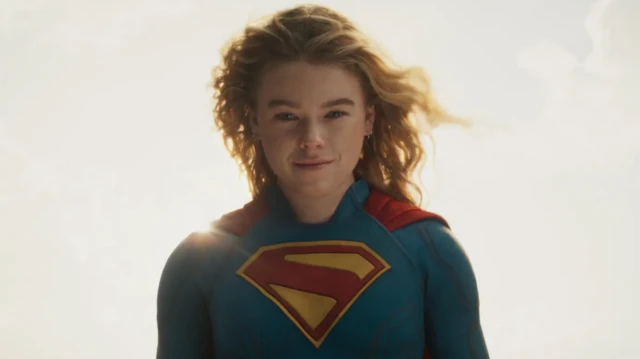 Kadr z filmu Supergirl.