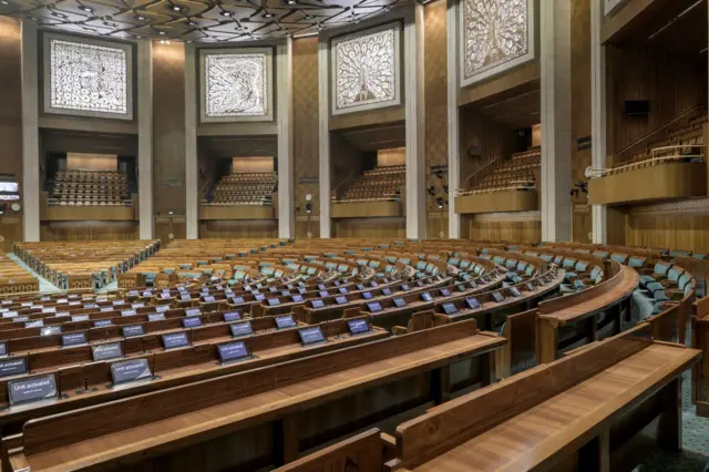 புதிய நாடாளுமன்ற கட்டடம்