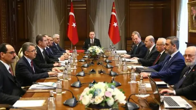 Adnan Tanrıverdi, Ocak 2018'de Cumhurbaşkanlığı Külliyesi'nde yapılan bir güvenlik toplantısında.