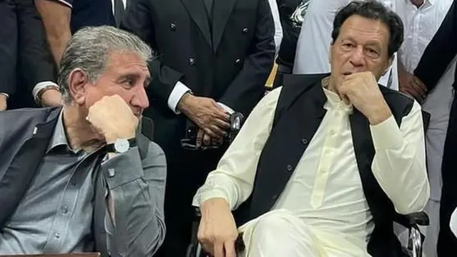 ইমরান খান ও রাজনীতি