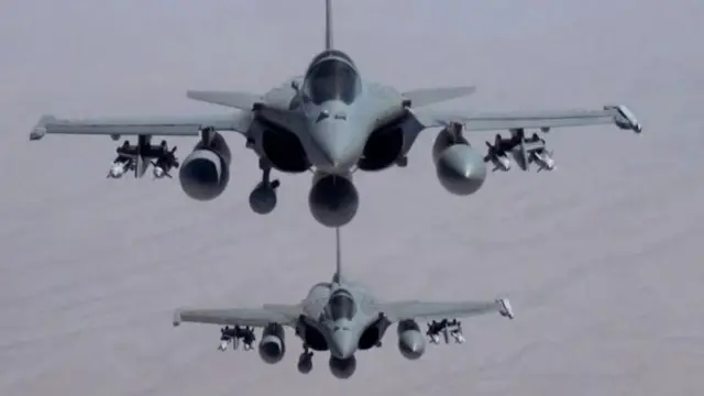 प्रसारमाध्यमांत आलेल्या वृत्तांनुसार, पश्चिम आणि उत्तर सीमेवरील सुरक्षा आव्हानांच्या पार्श्वभूमीवर हा करार भारताची लष्करी क्षमता मोठ्या प्रमाणात मजबूत करेल.
