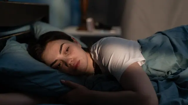 மூளையில் குறைவான உறக்கம் ஏற்படுத்தும் பாதிப்பு