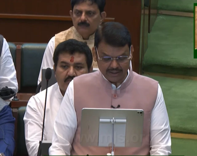 देवेंद्र फडणवीस 