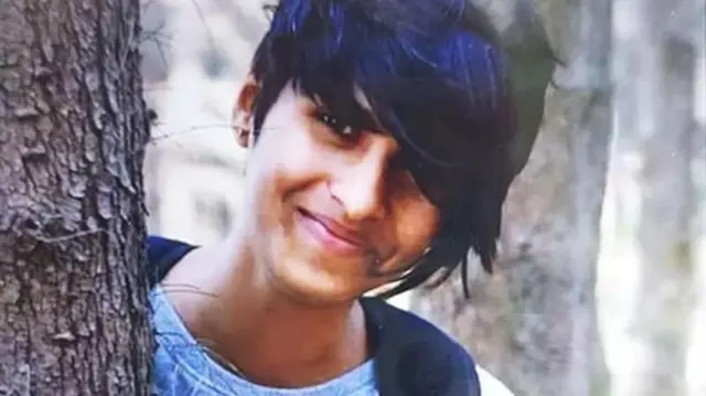 శ్రద్ధావాల్కర్