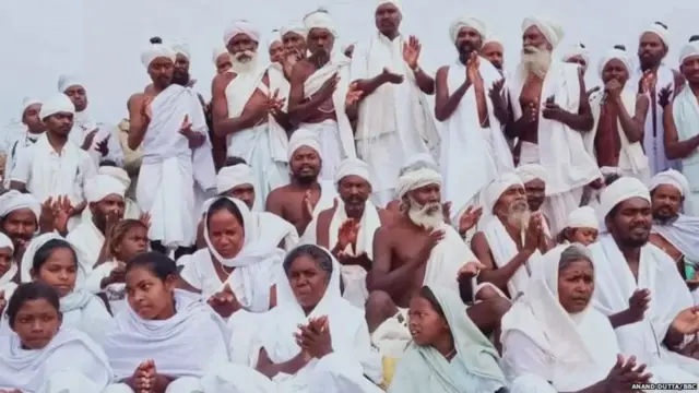 बिरसैत धर्माचे अनुयायी