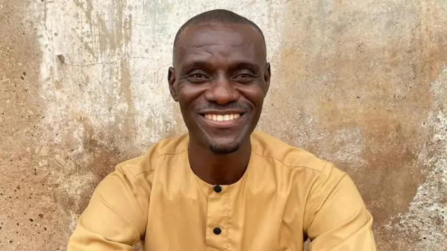 Maazị Obum Elijah, nna ụmụaka abụọ n'ime mmadụ atọ ahụ a tọọrọ